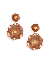 Load image into Gallery viewer, Metallic Floral Drop Earrings