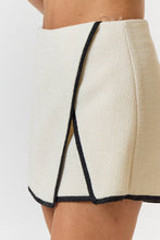 Load image into Gallery viewer, Chic Contrast Binding Boucle Wrapped Skort
