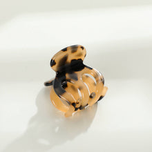 Load image into Gallery viewer, Mini Classic Octopus Claw Clip