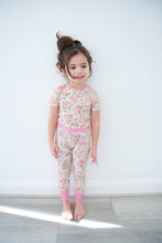 Load image into Gallery viewer, Jardin De Fleurs Two-Piece Bamboo Pajama Set