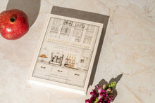 Load image into Gallery viewer, Beautifully Organized Coffee Table Book