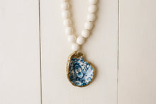 Load image into Gallery viewer, Petite Decoupage Oyster Shell Blessing Beads