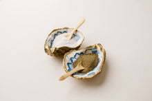 Load image into Gallery viewer, Bloom Decoupage Oyster Salt & Pepper Cellar Set