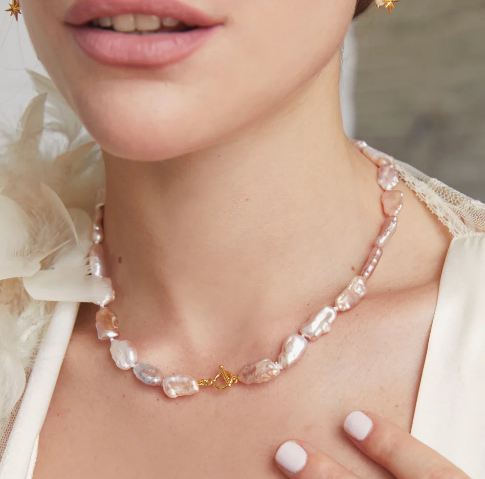 Leighton Blush Pearl Necklace