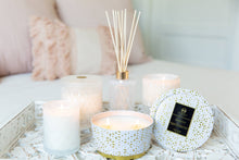 Load image into Gallery viewer, Prosecco 8oz Petite Shimmer Candle