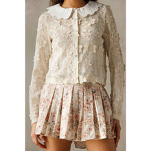 Load image into Gallery viewer, Floral Embroidered Cream Top