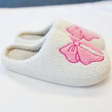 Load image into Gallery viewer, Pink Bow Cozy Slippers