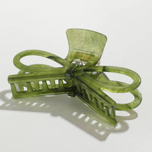 Load image into Gallery viewer, Remi Bow Wide Claw Hair Clip