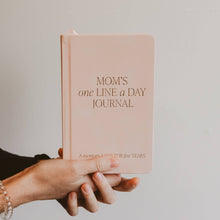 Load image into Gallery viewer, Mom's One Line A Day Leather Journal