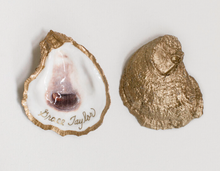 Load image into Gallery viewer, Gold Painted "Hi Gloss Finish" Oyster Shell Favor