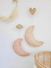 Load image into Gallery viewer, Golden Glitter Cloud Wall Peg