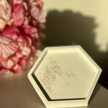 Load image into Gallery viewer, Flower Beeswax Candles 5 Pack