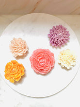 Load image into Gallery viewer, Flower Beeswax Candles 5 Pack