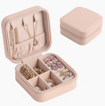 Load image into Gallery viewer, Monogram Jewelry Box