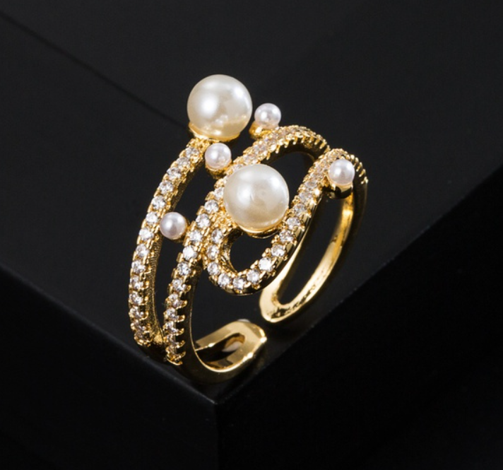Multilayer Pearl Ring