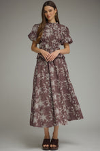 Load image into Gallery viewer, The Oakville Garden Embroidered Plaid Set
