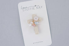 Load image into Gallery viewer, Floral Cross Resin Hair Clip
