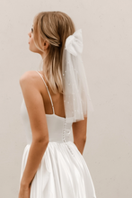 Load image into Gallery viewer, Pretty Little Pearl Bridal Bow
