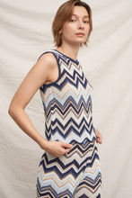 Load image into Gallery viewer, The Mykonos Waves Chevron Pattern Knit Top
