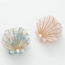 Load image into Gallery viewer, Pretty Little Pearl Seashell Claw Hair Clip
