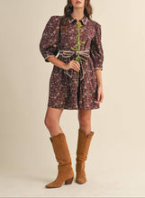 Load image into Gallery viewer, Plum Wine Floral Puff Sleeve Dress
