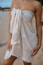 Load image into Gallery viewer, Shell Yeah Pareo Sarong
