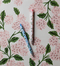 Load image into Gallery viewer, Hydrangea Gel Pen Set
