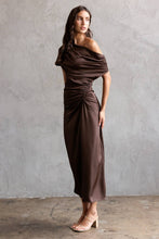 Load image into Gallery viewer, Chocolate Brown One Shoulder Ruched Midi Dress
