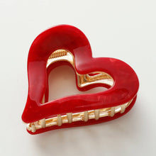 Load image into Gallery viewer, Juliette Heart Metal Claw Clip
