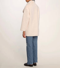 Load image into Gallery viewer, The Lianna Faux Fur Coat
