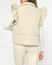 Load image into Gallery viewer, Ruffle Sleeve Puffer Vest
