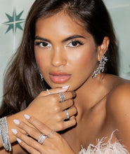 Load image into Gallery viewer, Eloise Tennis Bracelet
