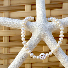 Load image into Gallery viewer, Pretty Little Pearl Heart Bracelet
