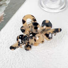 Load image into Gallery viewer, The Tortoise Blossom Claw Hair Clip

