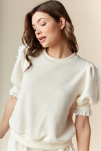 Load image into Gallery viewer, Pretty Little Eyelet Trim Quilted Set
