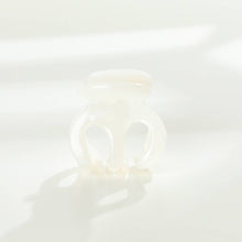 Load image into Gallery viewer, Mini Classic Octopus Claw Clip
