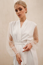 Load image into Gallery viewer, Short Pearl Sleeve Satin Bridal Robe
