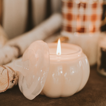 Load image into Gallery viewer, Warm &amp; Cozy Pumpkin Jar 20oz Soy Candle
