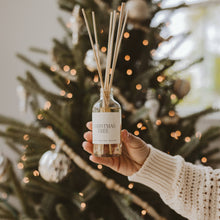 Load image into Gallery viewer, Christmas Tree Clear Reed Diffuser
