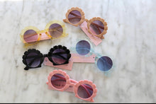 Load image into Gallery viewer, Mermaid Scallop Sunglasses
