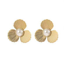 Load image into Gallery viewer, The PLP Pearl Textured Flower Statement Earrings
