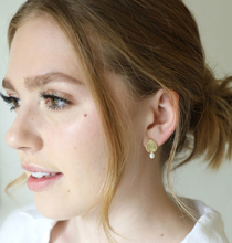 Load image into Gallery viewer, Mismatched Brushed Gold Pearl Stud Earrings
