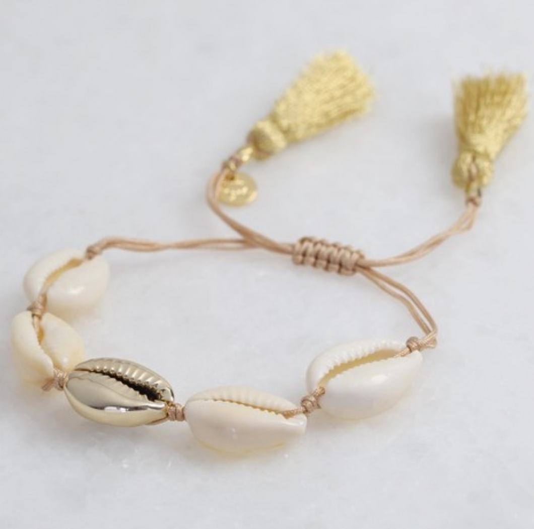Natural Shell Tassel Bracelet