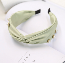 Load image into Gallery viewer, The Emiliana Headband
