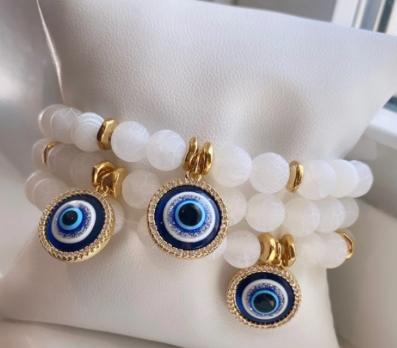 White Agate Evil Eye Bead Bracelet