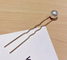 Load image into Gallery viewer, Pearl Metal Hair Pin
