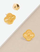 Load image into Gallery viewer, All Gold Quatrefoil Stud Earrings
