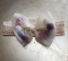 Load image into Gallery viewer, Baby Girl Pom Pom Bow Headband
