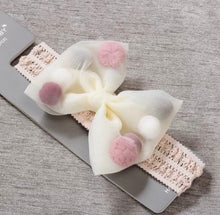 Load image into Gallery viewer, Baby Girl Pom Pom Bow Headband
