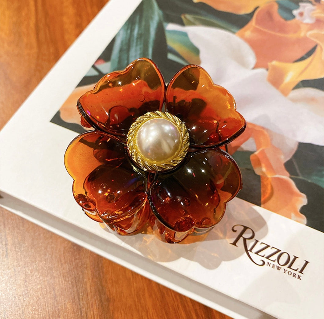 The PLP Flower Hair Clip